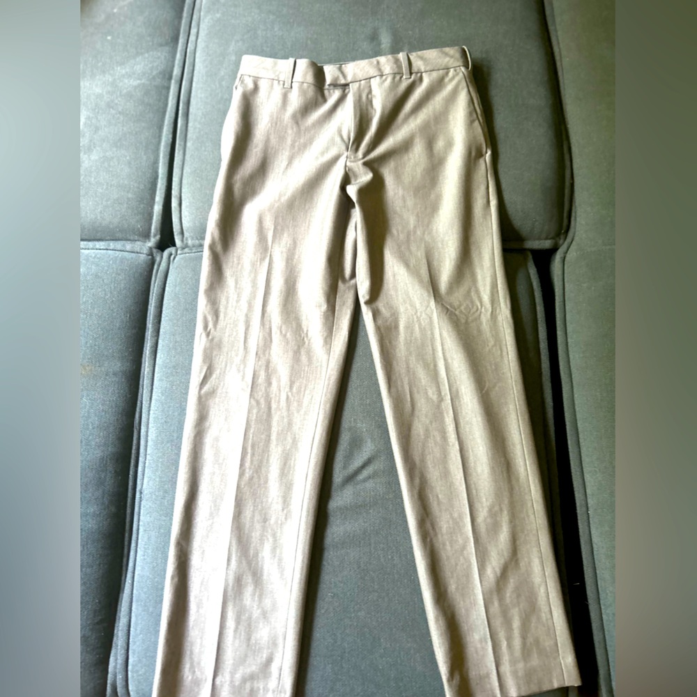 Van Heusen 30X30 light grey straight flex dress pants